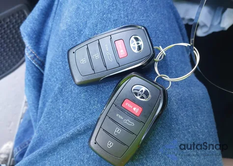 2025 Toyota 4Runner Hybrid Limited from USA, damaged, VIN JTEVB5BR4S5015983